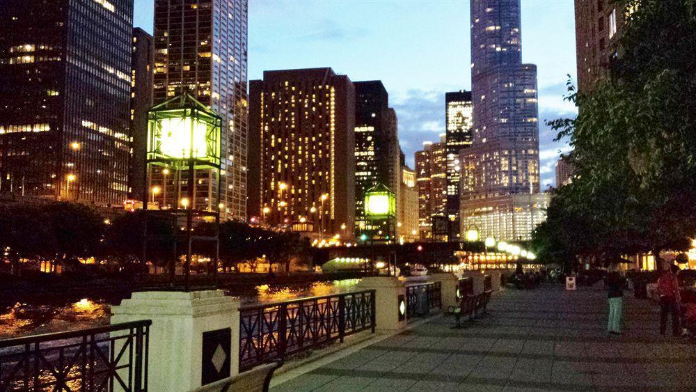 The Chicago Hotel Collection Millennium Park Exterior photo